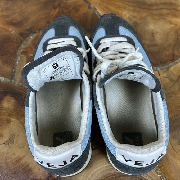 Veja White and Black Casual Sneakers